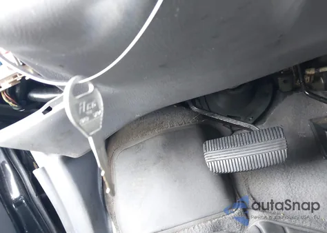 2000 Nissan Xterra Xe/Se из США, поврежденный, VIN 5N1ED28T0YC580814